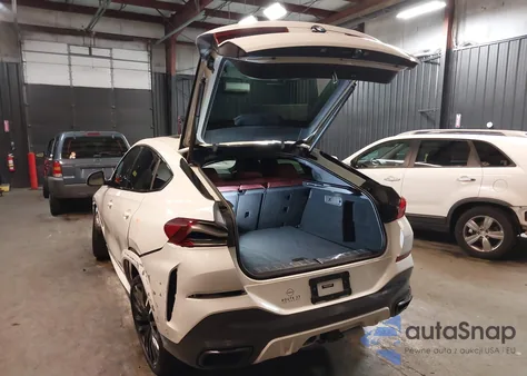 2022 BMW X6 M50I z USA, uszkodzony, nr VIN 5UXCY8C05N9J18577